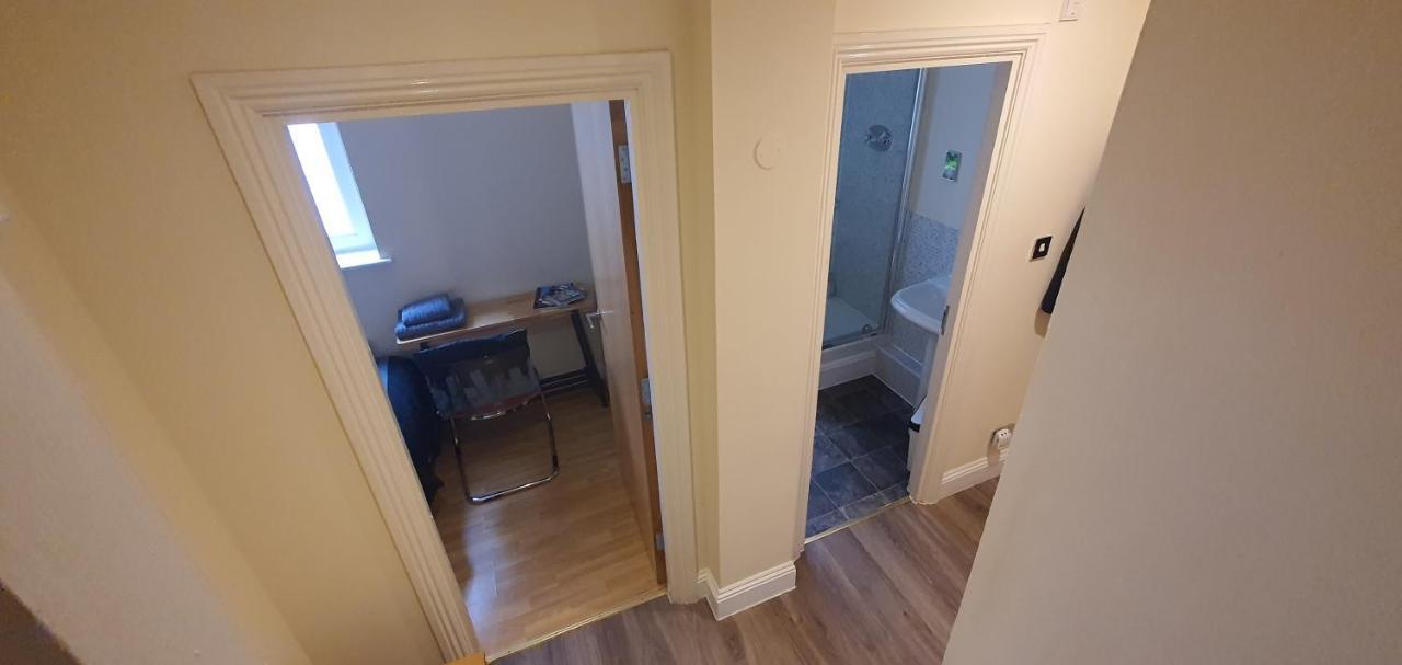 Double Room&private Bath Near The Square Mile Accommodatie bij particulieren *