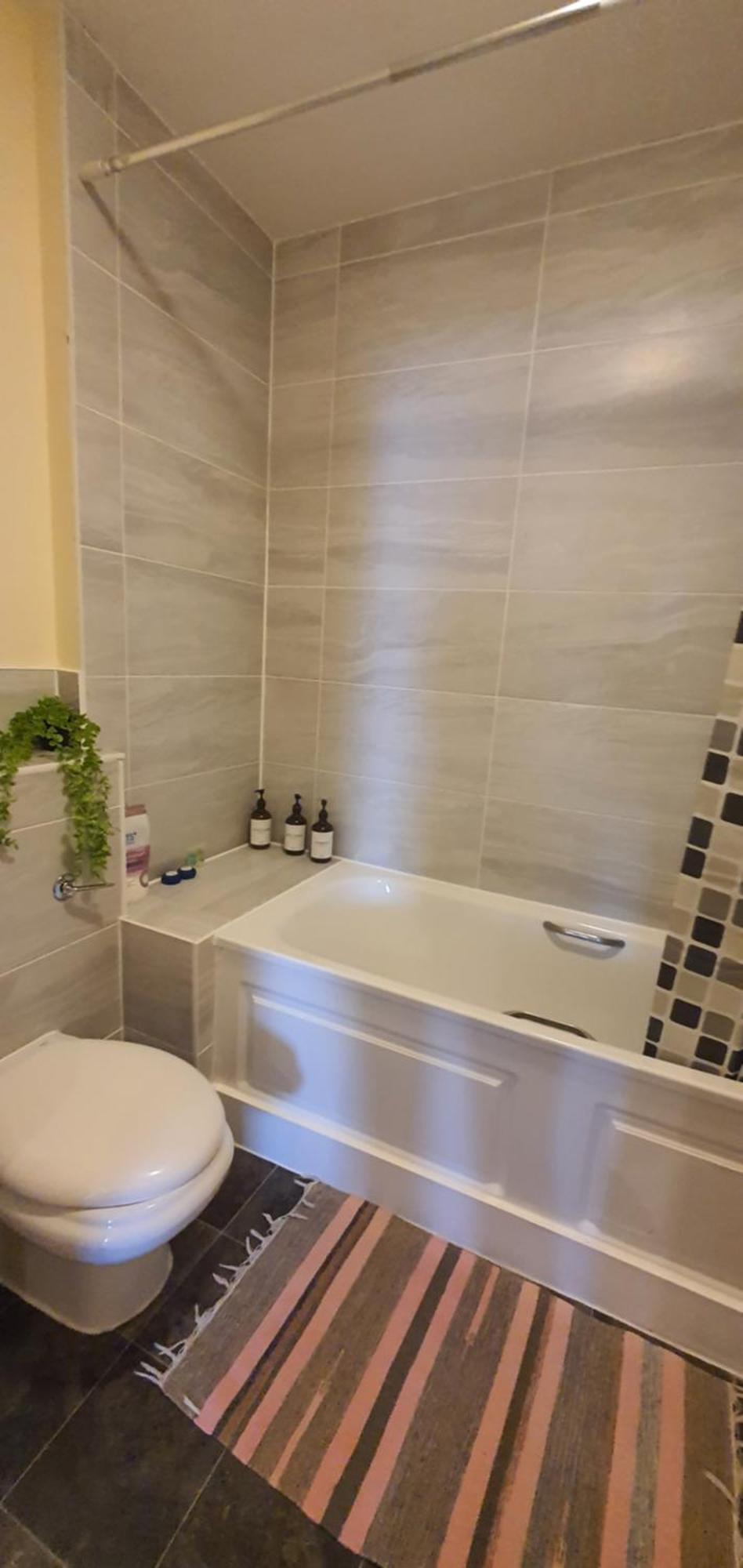 Double Room&private Bath Near The Square Mile Habitación en casa particular