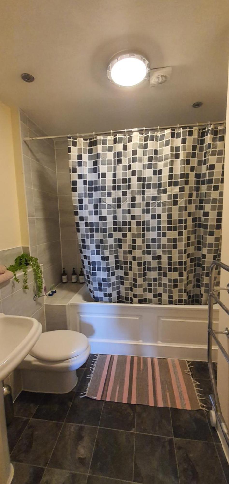 Double Room&private Bath Near The Square Mile Habitación en casa particular Londres