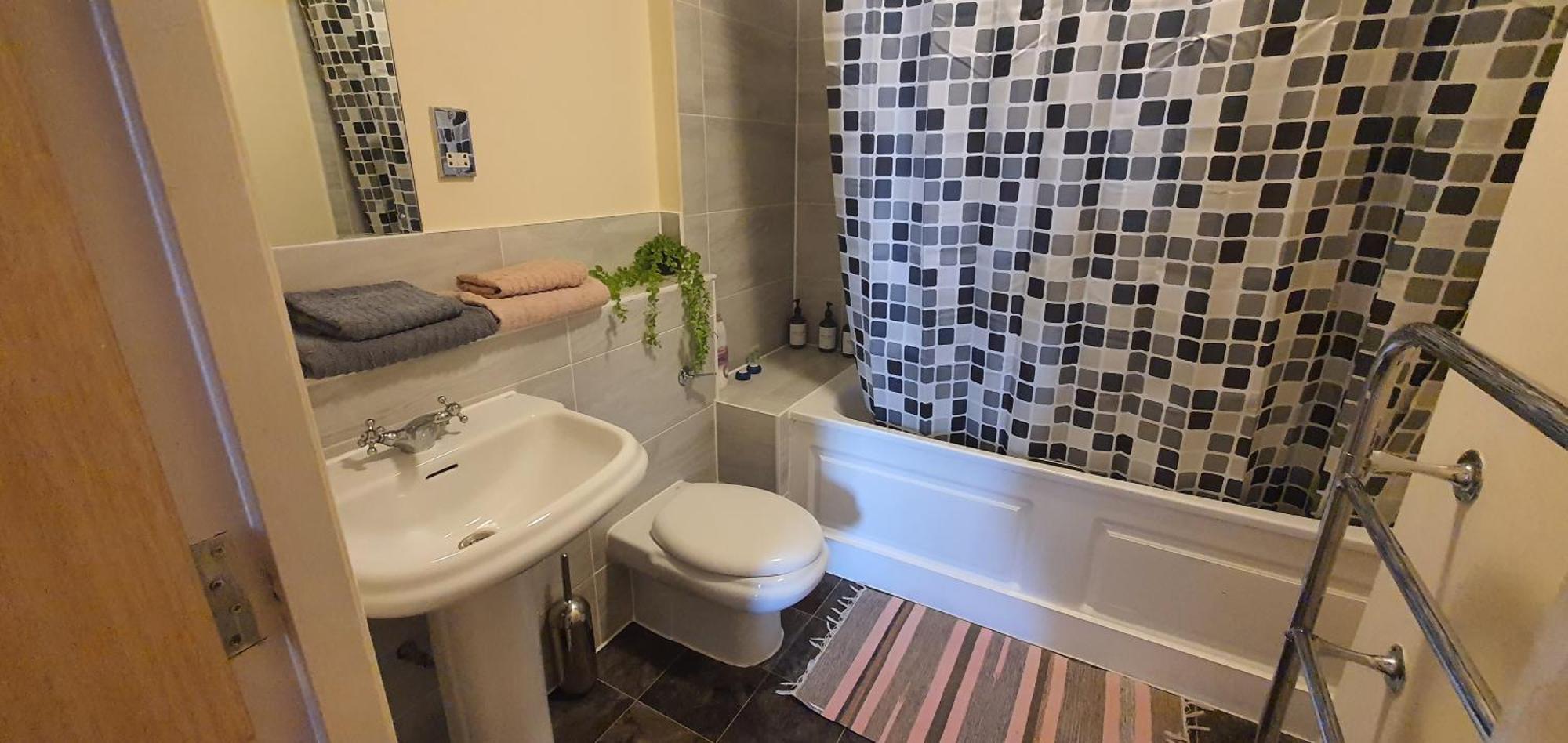 Habitación en casa particular Double Room&private Bath Near The Square Mile Londres
